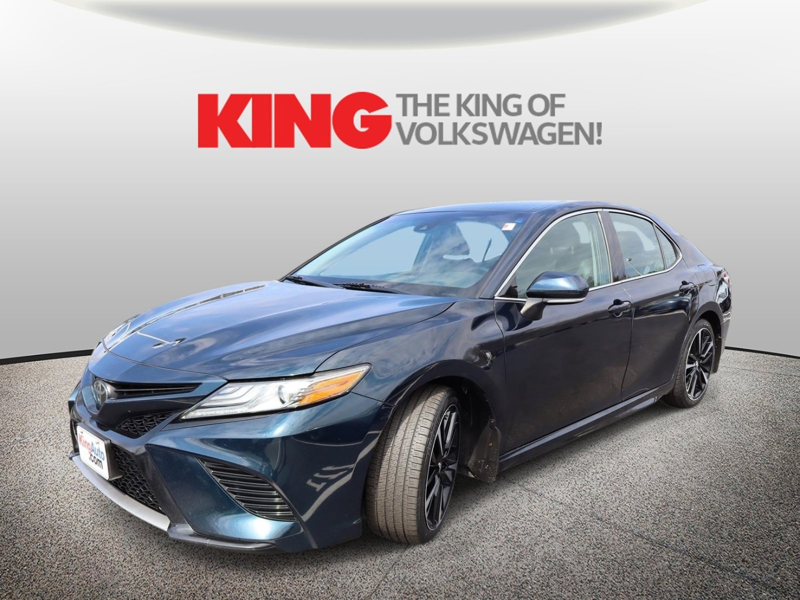 Used 2019 Toyota Camry XSE image 8