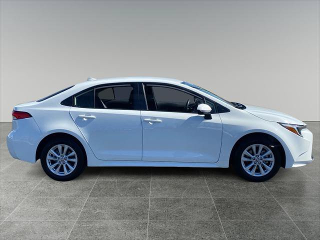 Certified 2025 Toyota Corolla LE w/ LE Premium Package FWD image 6