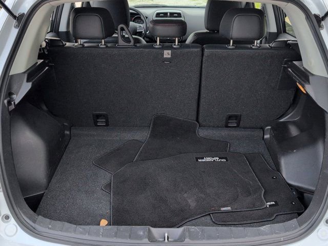 Used 2025 Mitsubishi Outlander Sport SE AWD/4WD image 28