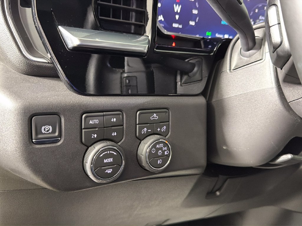 Certified 2026 Chevrolet Silverado 1500 RST w/ Convenience Package II AWD/4WD image 20