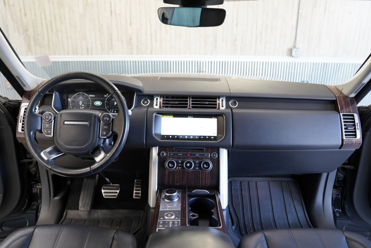Used 2017 Land Rover Range Rover Long Wheelbase Supercharged image 17
