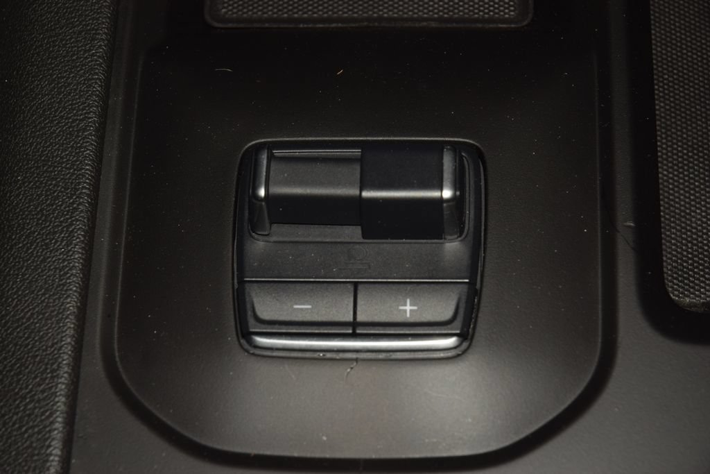 Used 2024 GMC Sierra 2500 AT4 w/ AT4 Premium Plus Package AWD/4WD image 38
