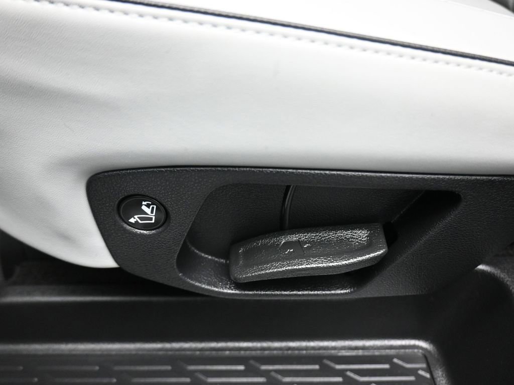 Used 2024 Hyundai Palisade SEL FWD image 36