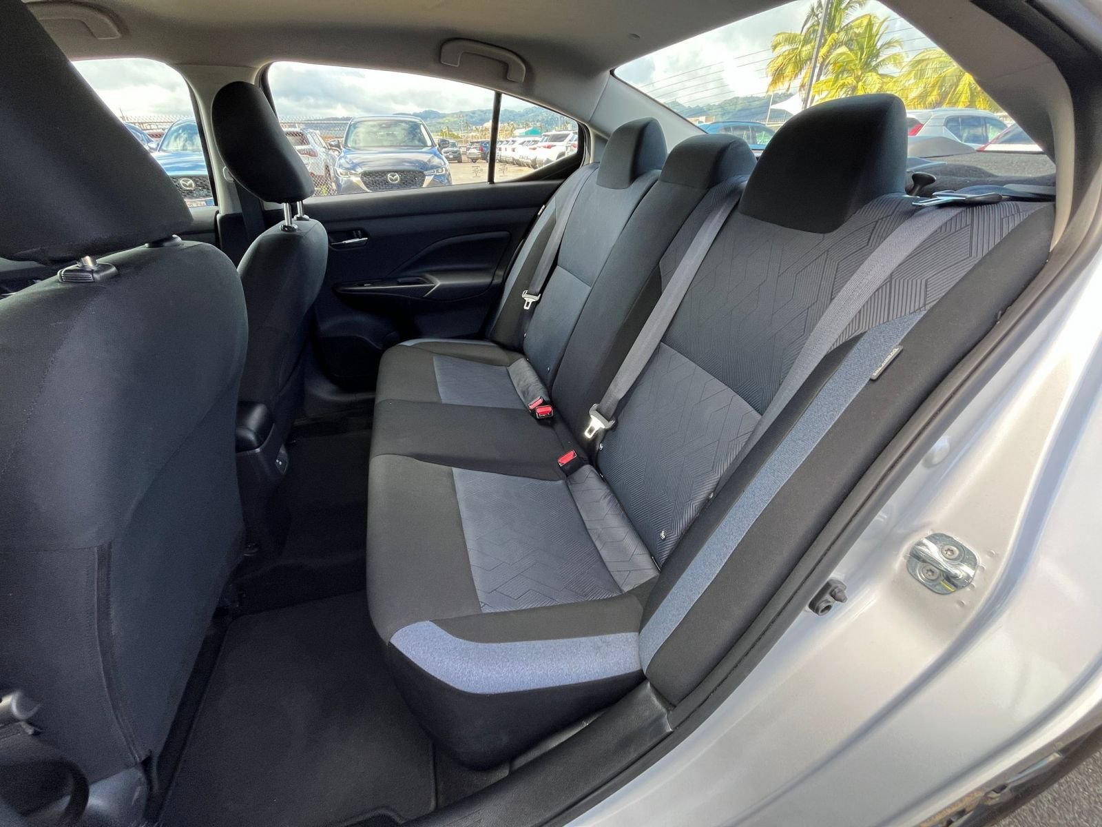 Used 2025 Nissan Versa SV FWD image 26