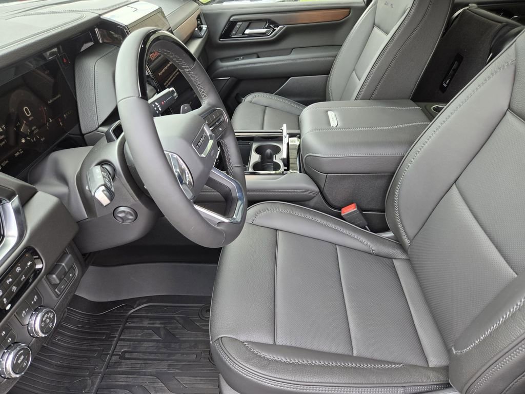 New 2026 GMC Yukon XL Denali w/ Denali Reserve Package AWD/4WD image 8