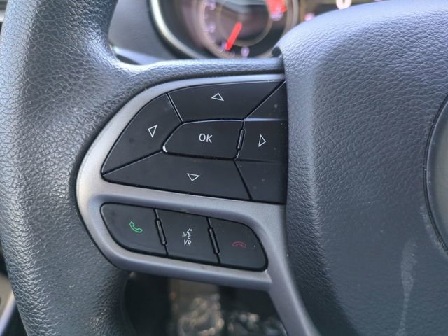Used 2021 Jeep Cherokee Latitude FWD image 26
