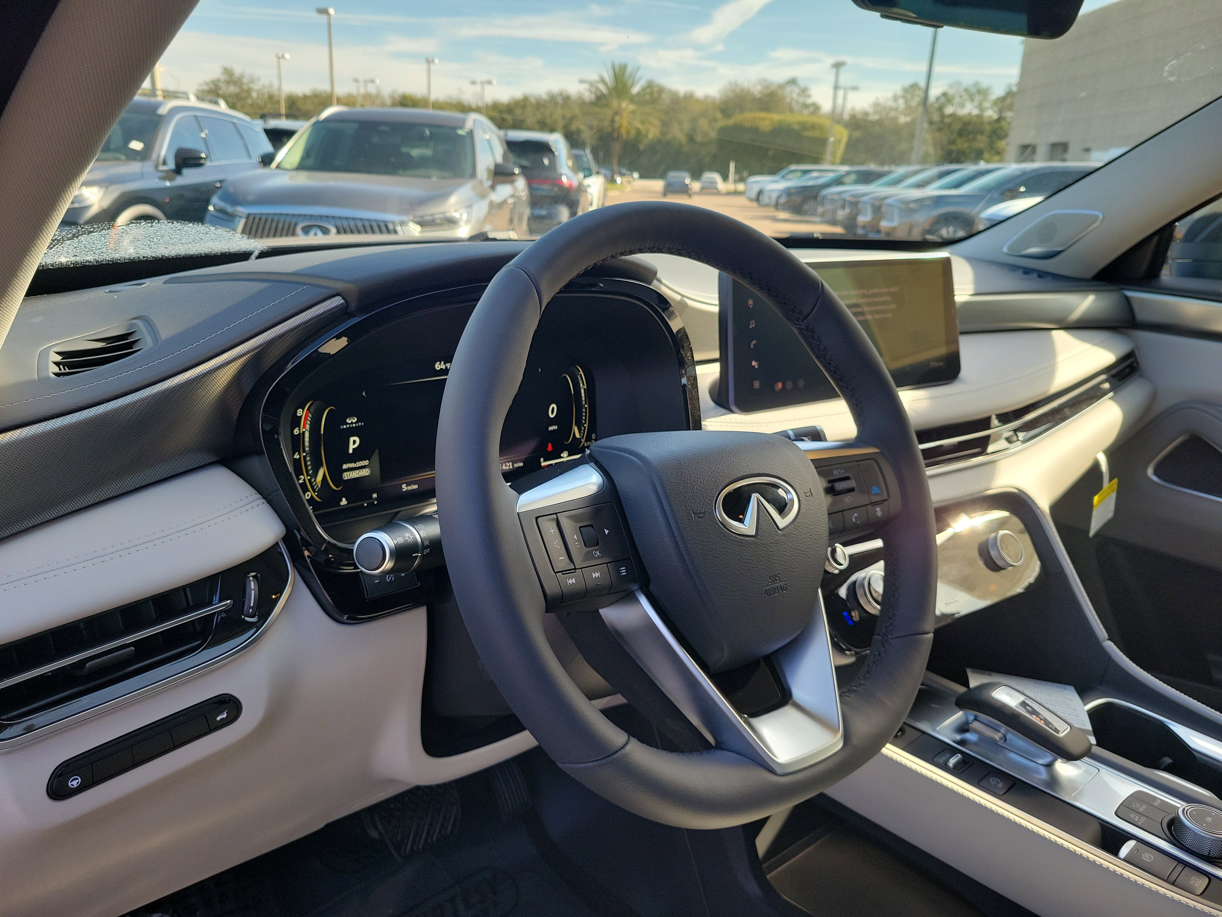 New 2026 INFINITI QX60 Luxe w/ Family Package image 19