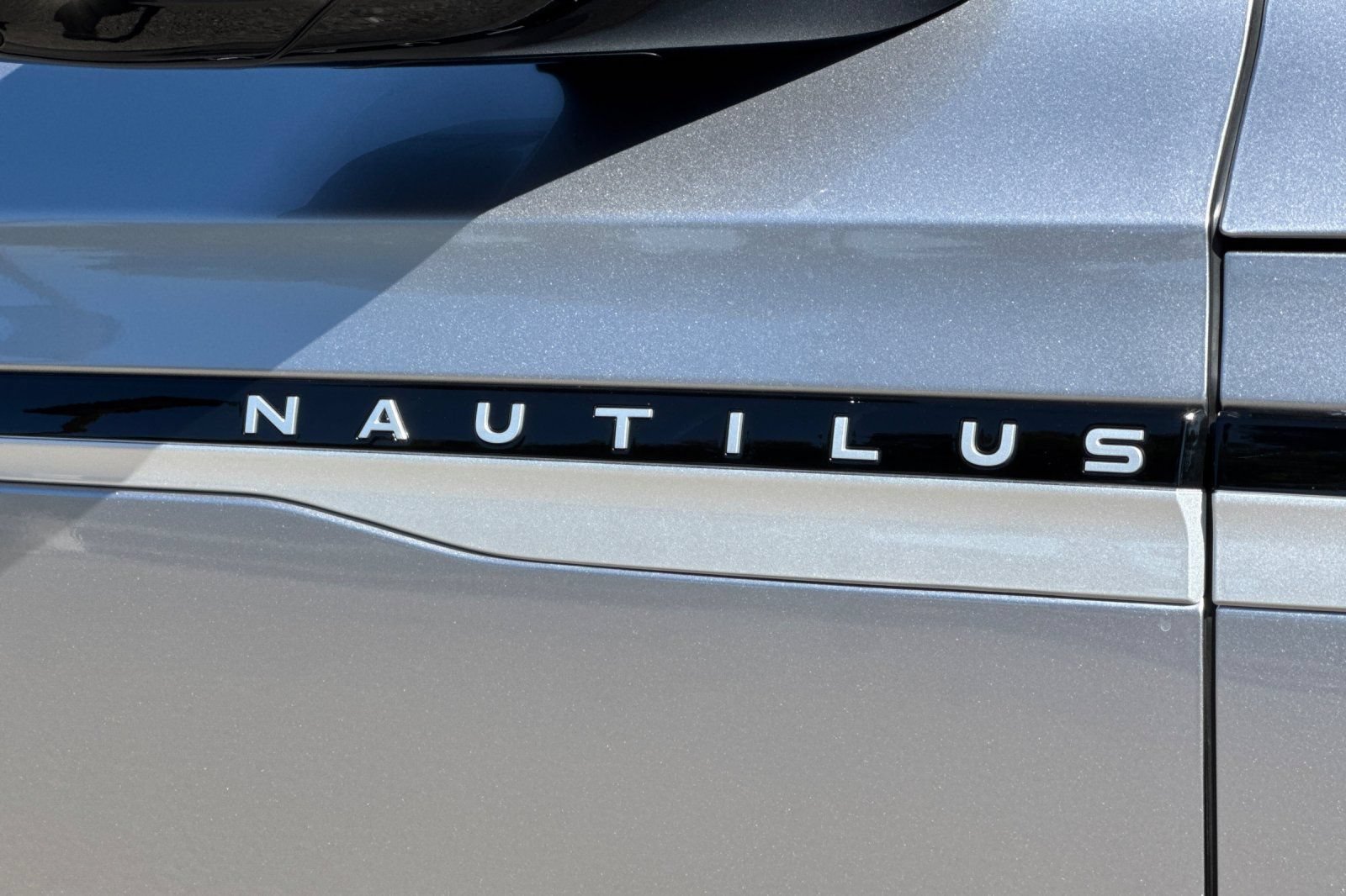 Used 2026 Lincoln Nautilus Premier w/ Equipment Group 102A AWD/4WD image 28