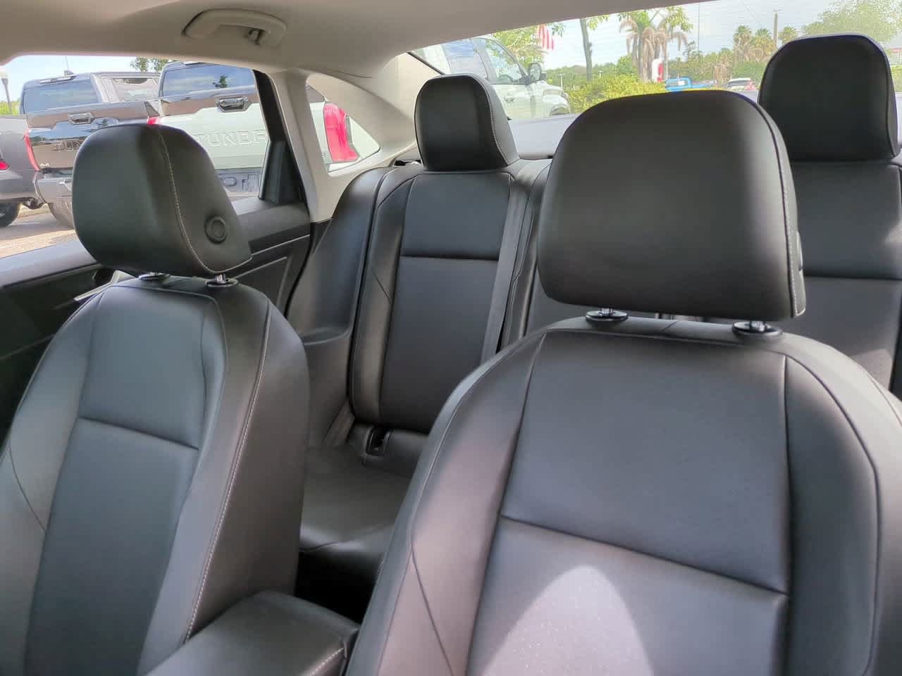 Used 2019 Volkswagen Jetta SE FWD image 8
