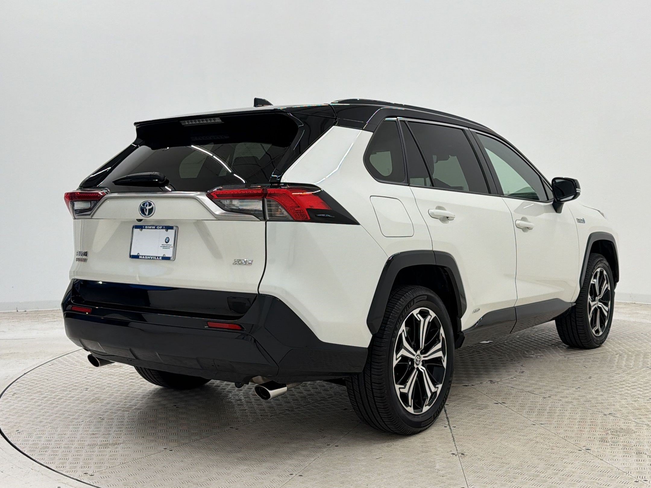 Used 2022 Toyota RAV4 XSE w/ Weather Package AWD/4WD image 9