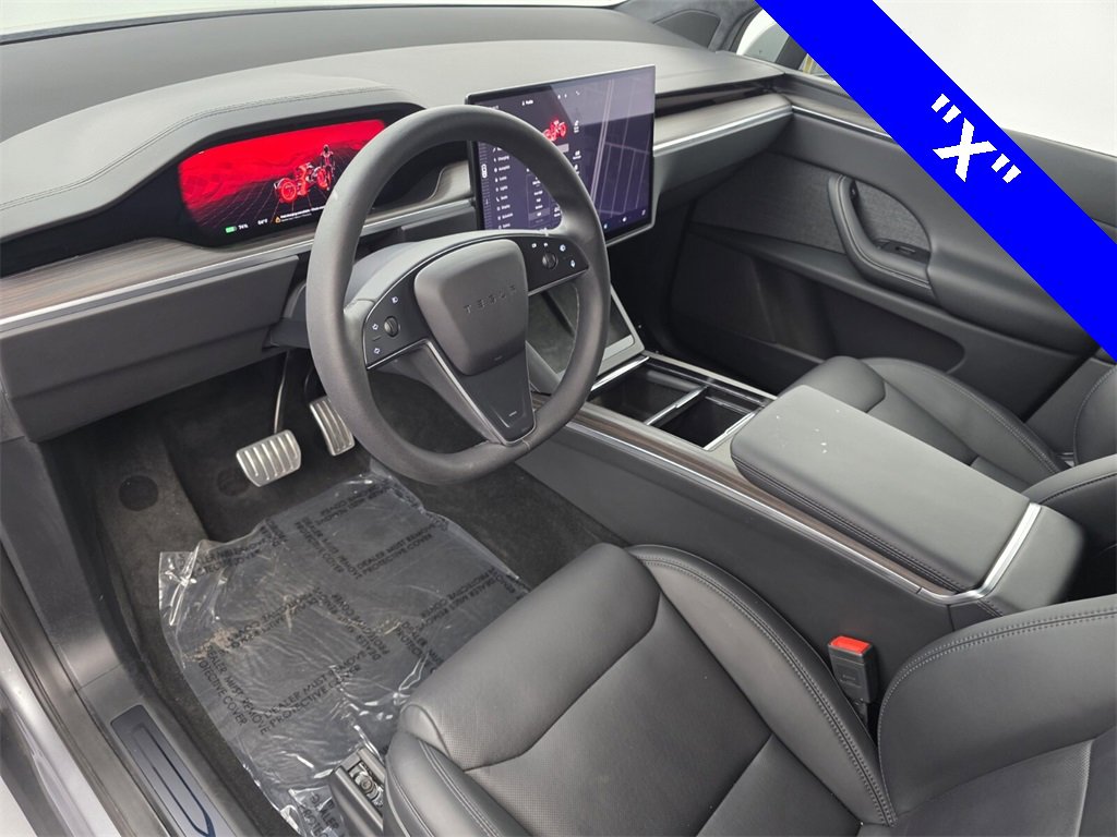 Used 2024 Tesla Model X image 10