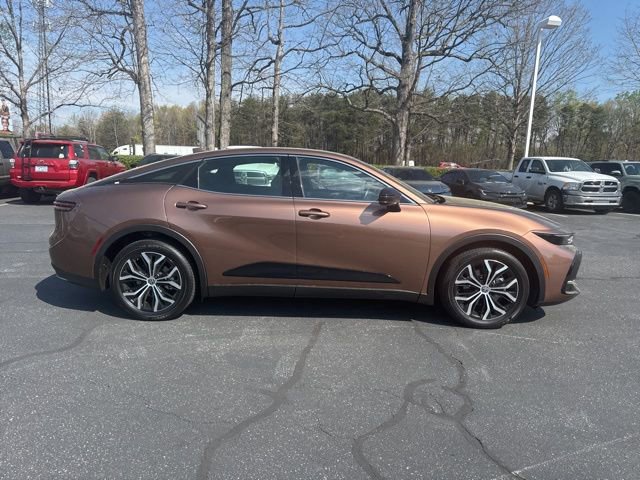 Used 2026 Toyota Crown XLE image 2