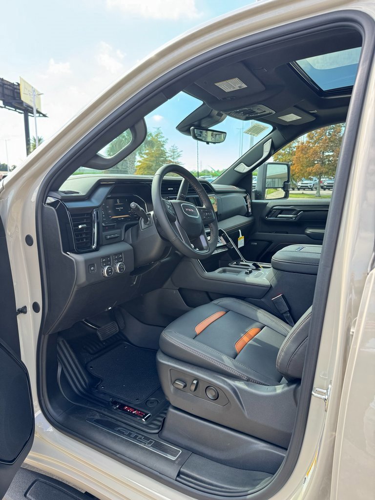 New 2026 GMC Sierra 2500 AT4 w/ AT4 Premium Plus Package image 11