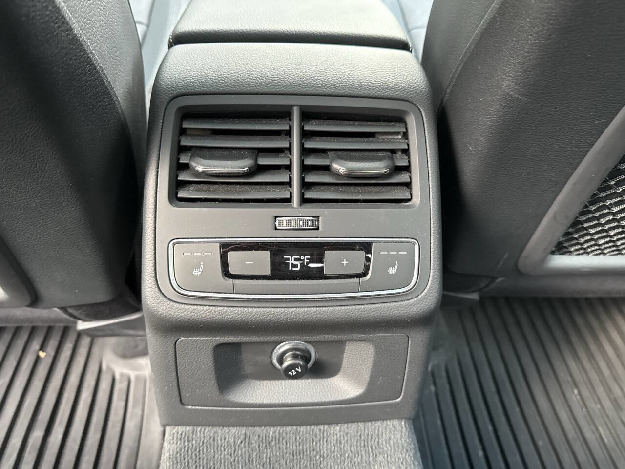 Used 2017 Audi A4 2.0T Premium Plus image 50