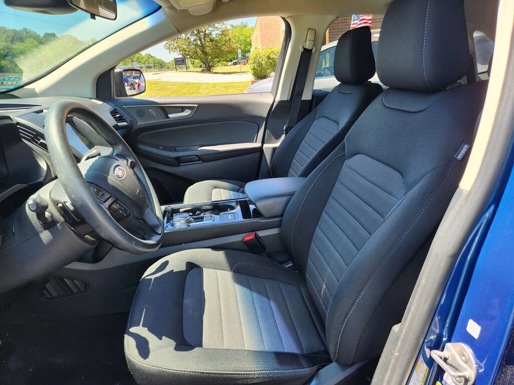 Used 2020 Ford Edge SE AWD/4WD image 9