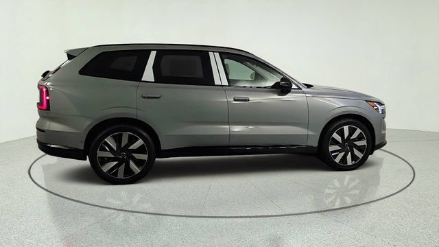 New 2026 Volvo EX90 Ultra AWD/4WD image 8