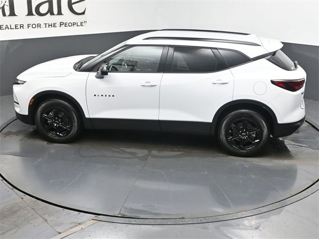 New 2025 Chevrolet Blazer LT w/ Midnight/Sport Edition image 21