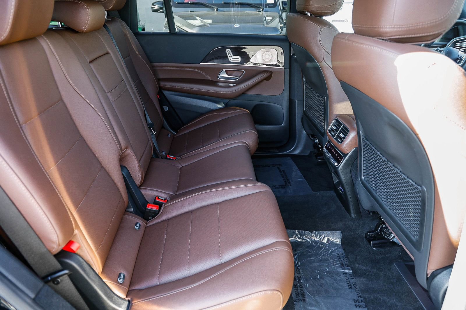 Certified 2025 Mercedes-Benz GLS 450 4MATIC image 18