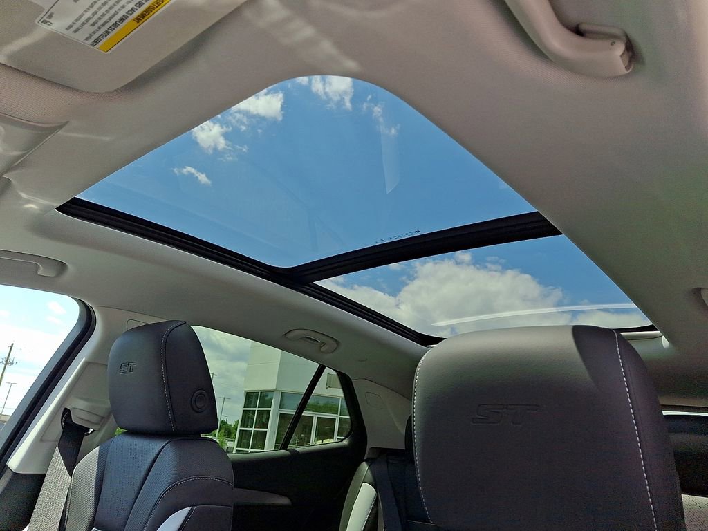 New 2026 Buick Envision Sport Touring AWD/4WD image 10