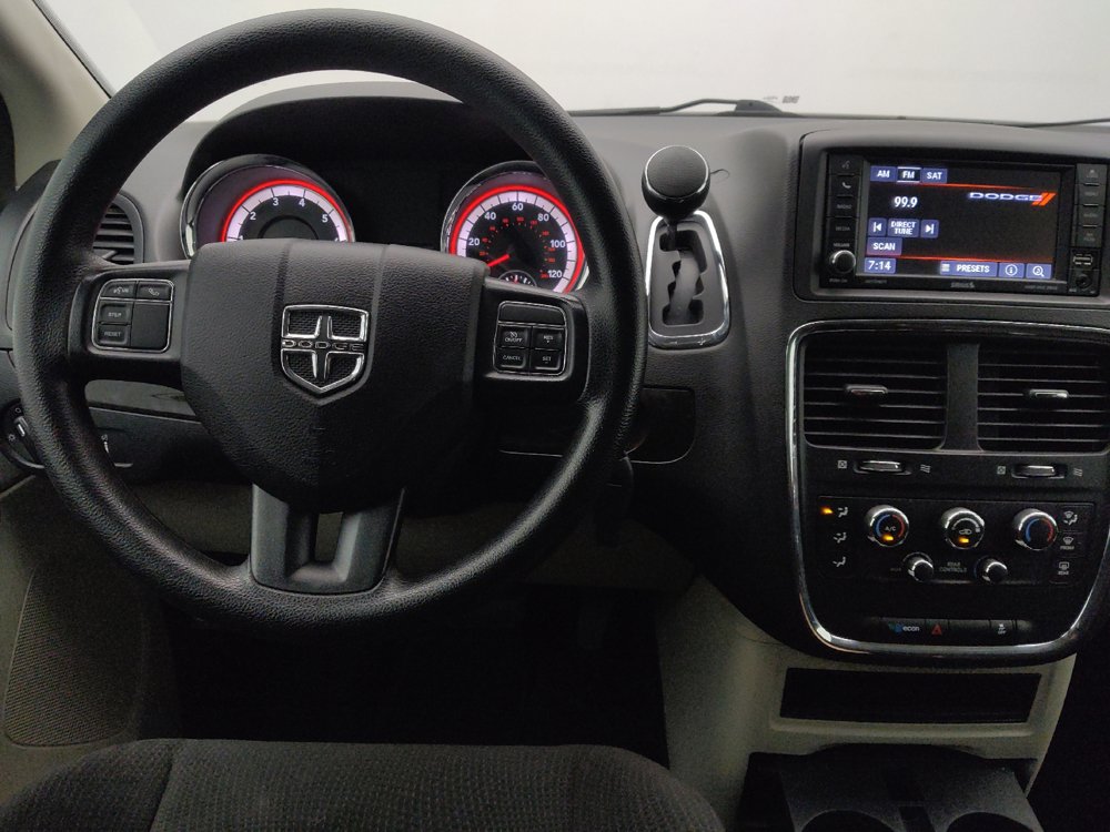 Used 2019 Dodge Grand Caravan SE w/ UConnect Hands-Free Group FWD image 22