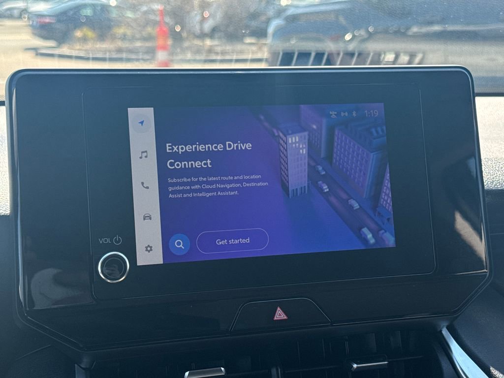 Used 2023 Toyota Venza LE AWD/4WD image 23