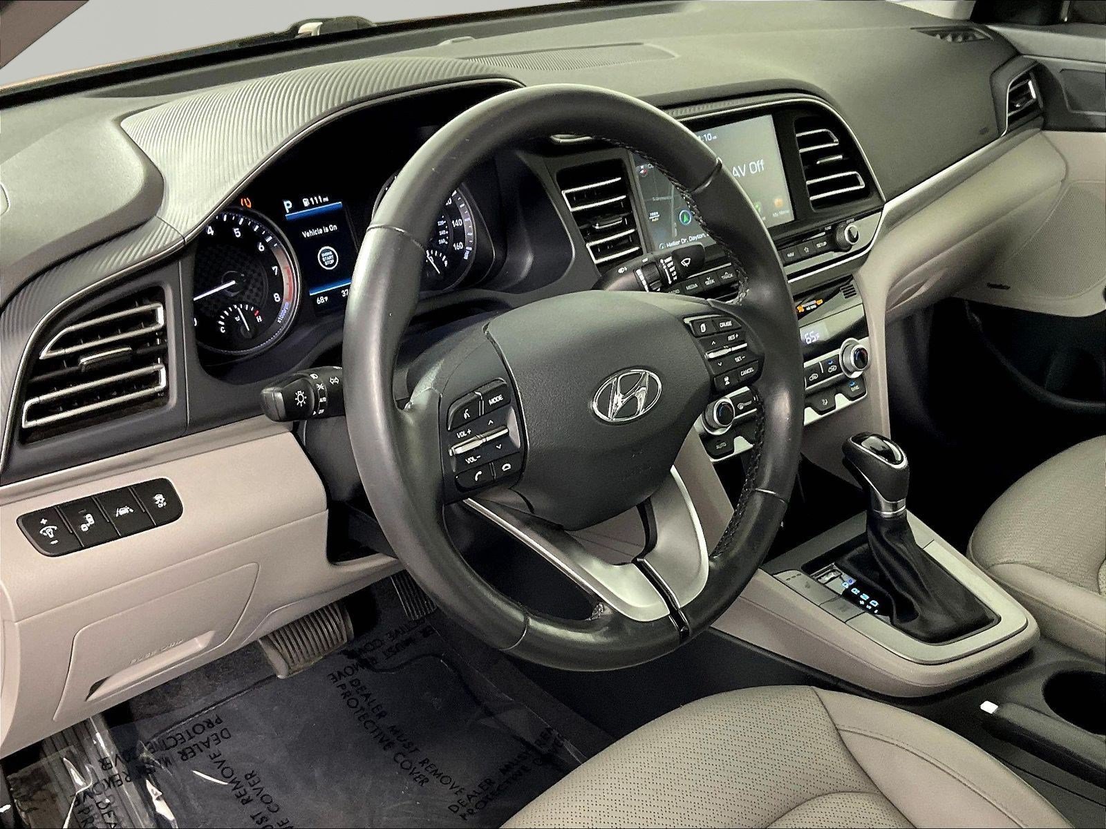 Used 2019 Hyundai Elantra Limited w/ Ultimate Package 02 FWD image 17