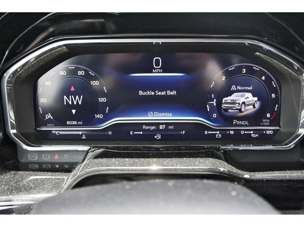 Used 2025 Chevrolet Silverado 1500 LT RWD image 13