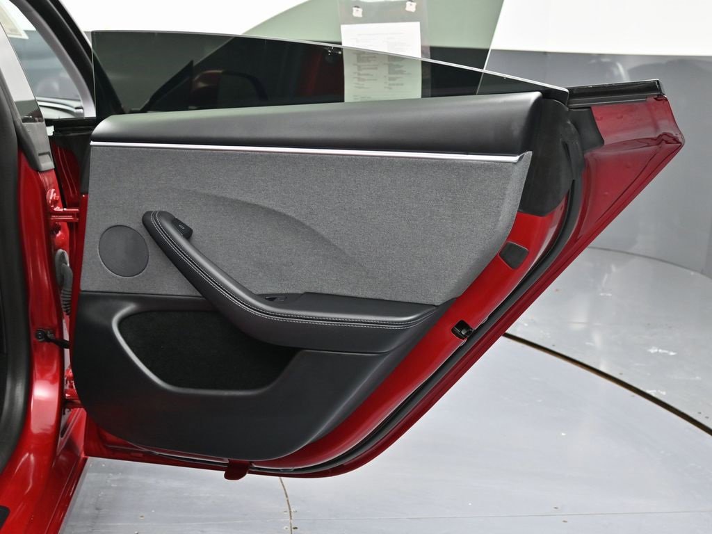 Used 2024 Tesla Model 3 Standard Range image 43