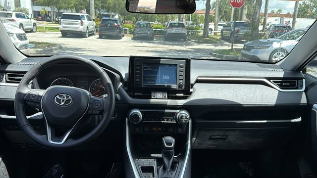 Used 2022 Toyota RAV4 XLE Premium FWD image 13