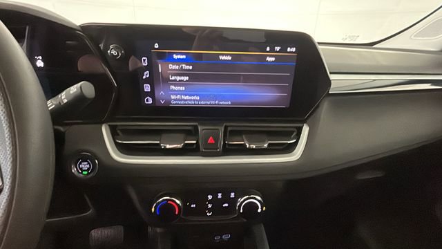 Used 2024 Chevrolet TrailBlazer LS w/ LS Convenience Package FWD image 24
