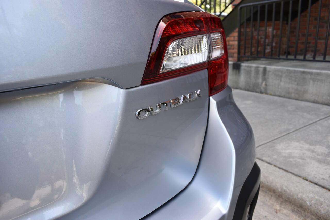 Used 2019 Subaru Outback 2.5i Limited image 33