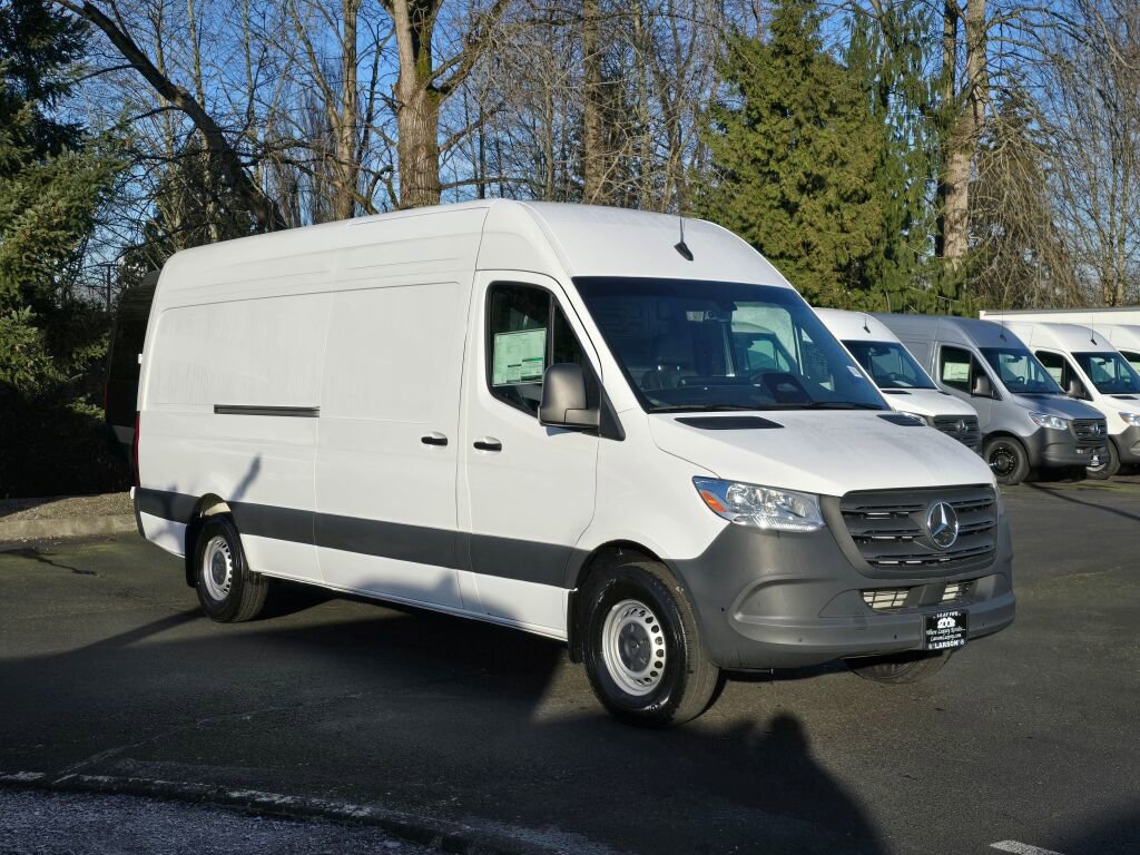 New 2025 Mercedes-Benz Sprinter 2500 image 8