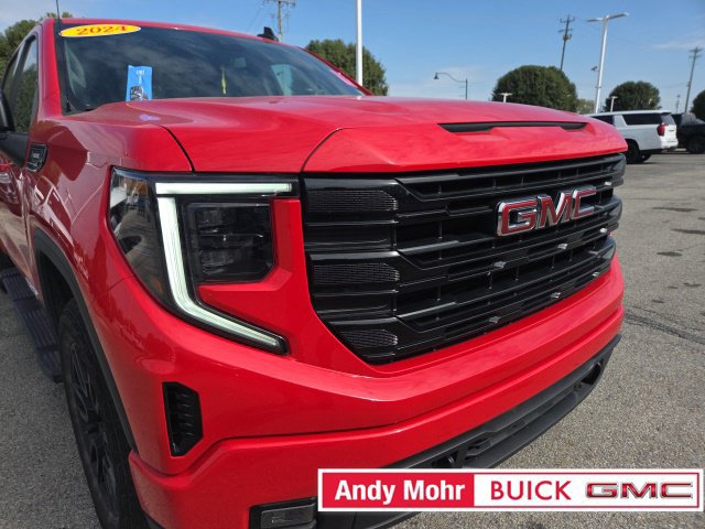 Used 2024 GMC Sierra 1500 Elevation AWD/4WD image 2