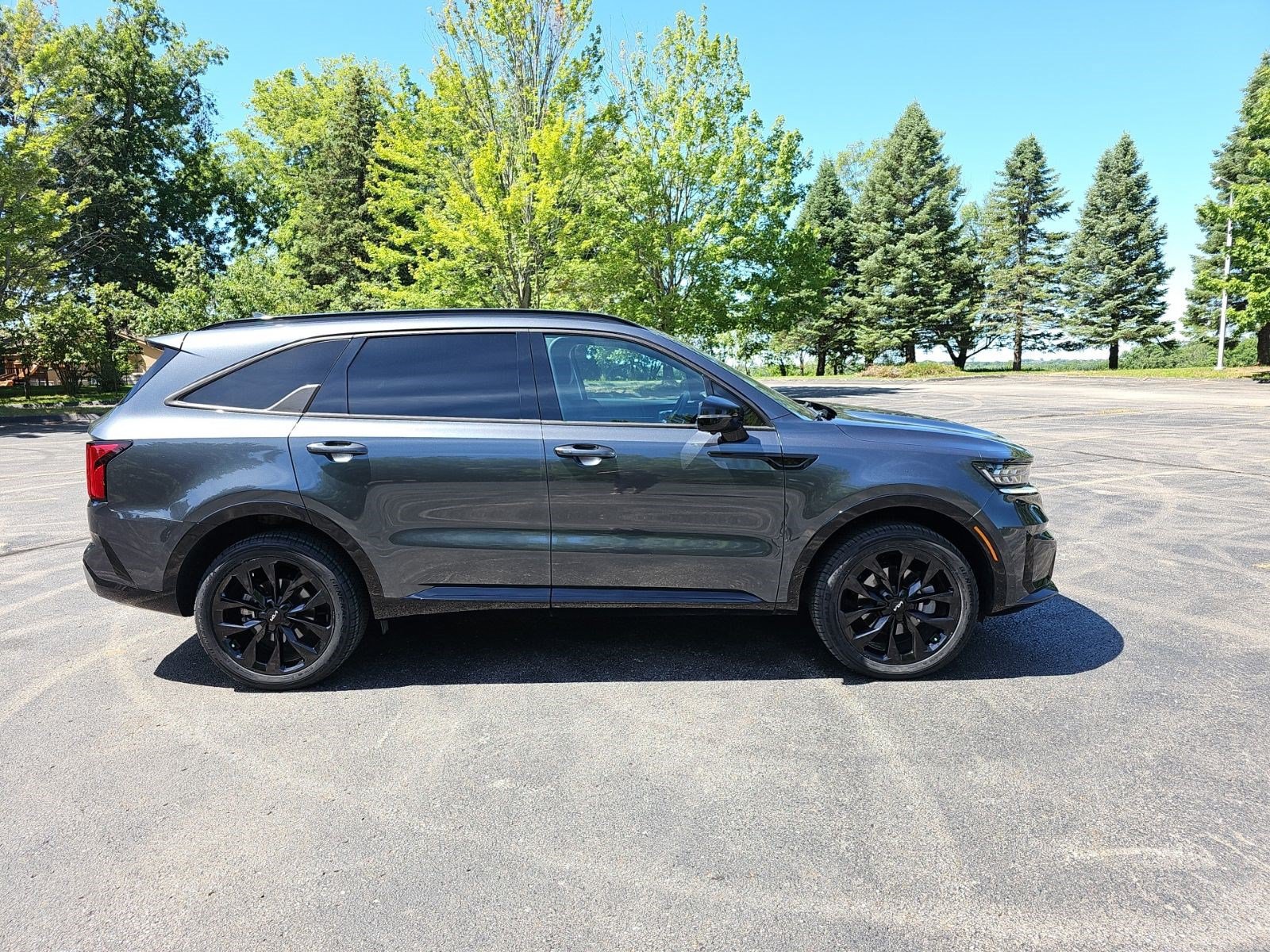 Used 2023 Kia Sorento SX AWD/4WD image 7