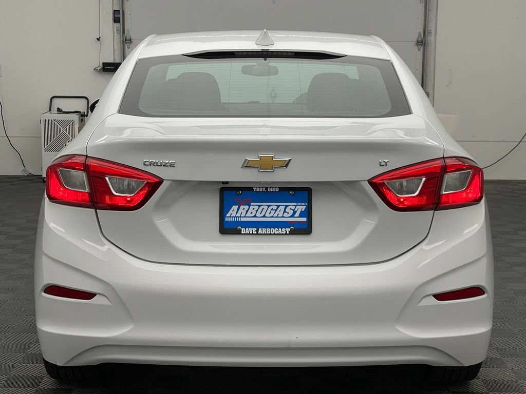 Used 2017 Chevrolet Cruze LT w/ Convenience Package FWD image 8