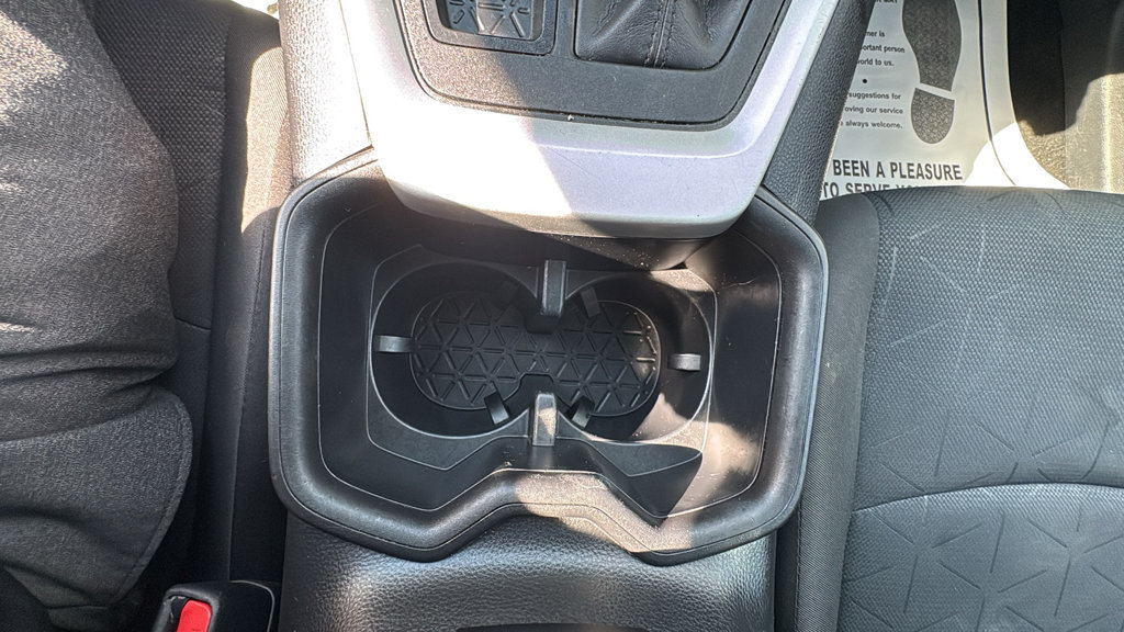 Used 2024 Toyota RAV4 XLE FWD image 23