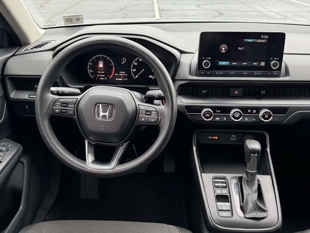 Used 2023 Honda CR-V LX image 13