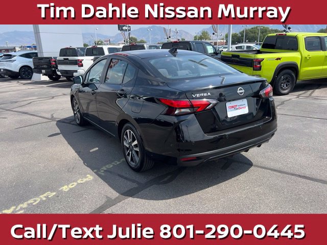 Used 2024 Nissan Versa SV FWD image 9