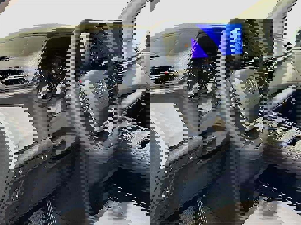 New 2025 Toyota Sienna XLE image 9