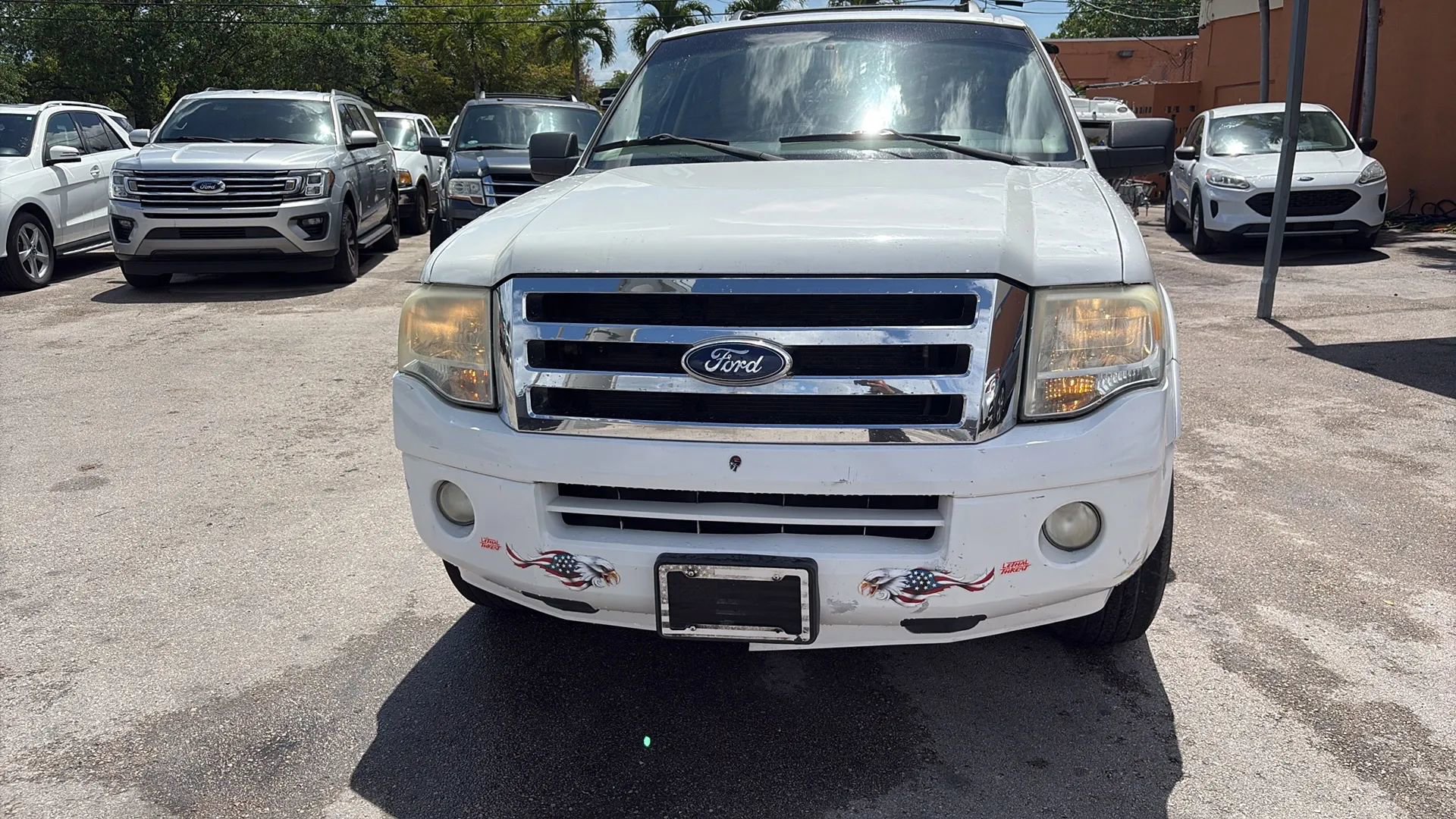Used 2014 Ford Expedition XLT RWD image 2