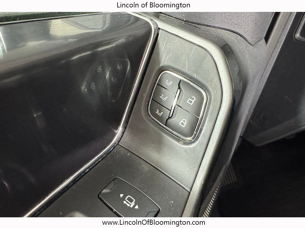 Used 2023 Ford F150 Lariat w/ Equipment Group 502A High image 41