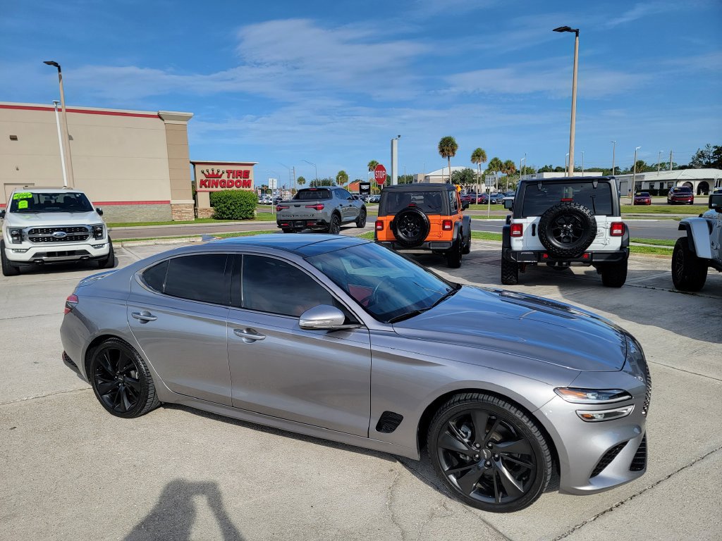 Used 2023 Genesis G70 2.0T w/ Sport Prestige Package RWD image 7