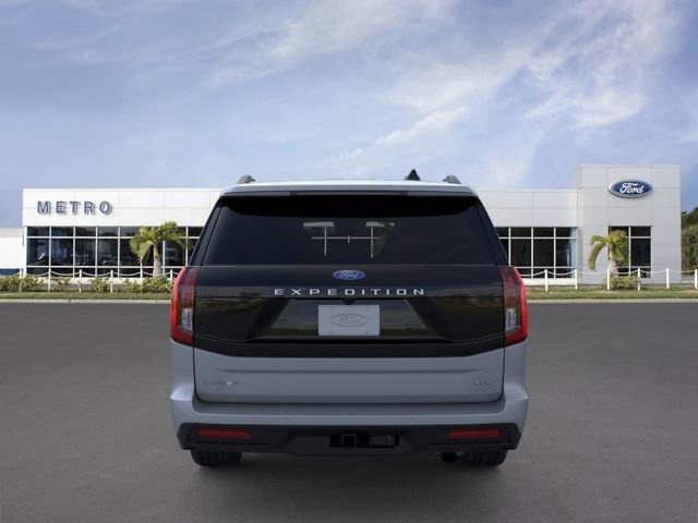 New 2026 Ford Expedition Max Active RWD image 5