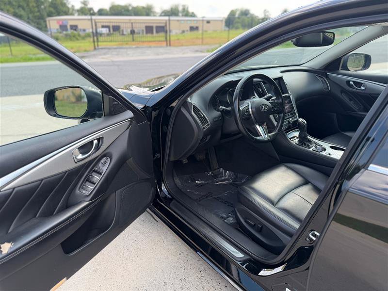 Used 2021 INFINITI Q50 Luxe w/ Cargo Package AWD/4WD image 9