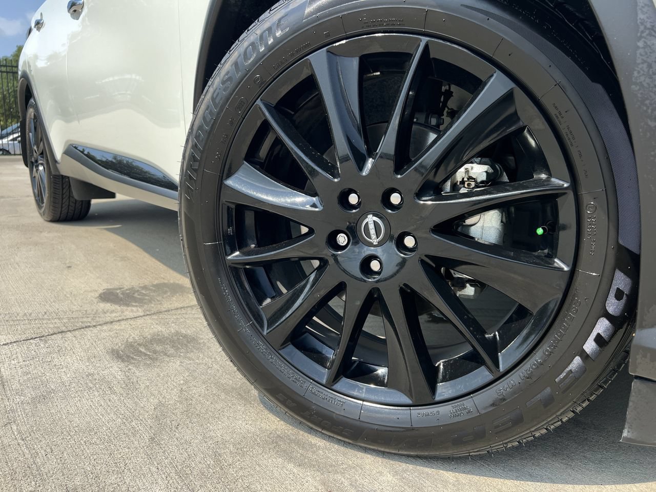 Used 2023 Nissan Murano SV w/ SV Midnight Edition Package FWD image 6