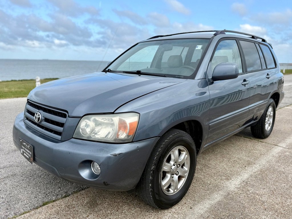 Used 2004 Toyota Highlander 2WD