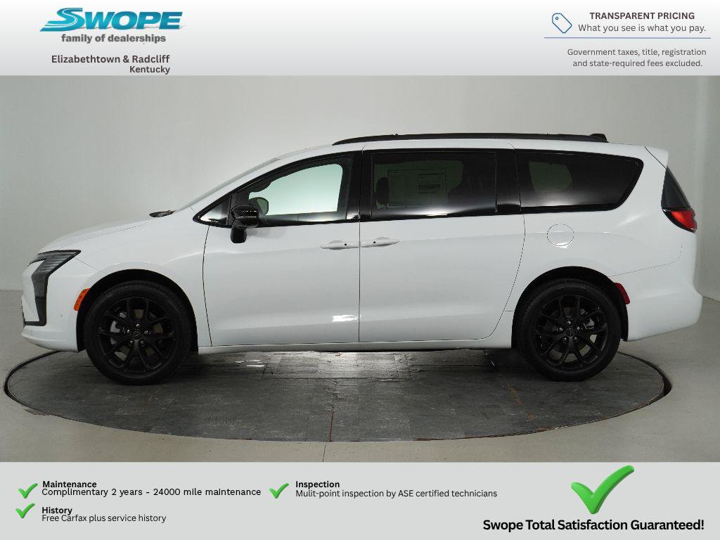 New 2027 Chrysler Pacifica Limited w/ S Appearance Package AWD/4WD image 11