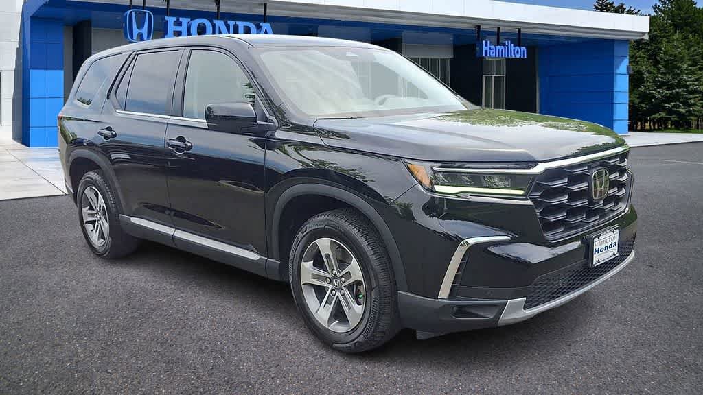 Used 2024 Honda Pilot EX-L image 2