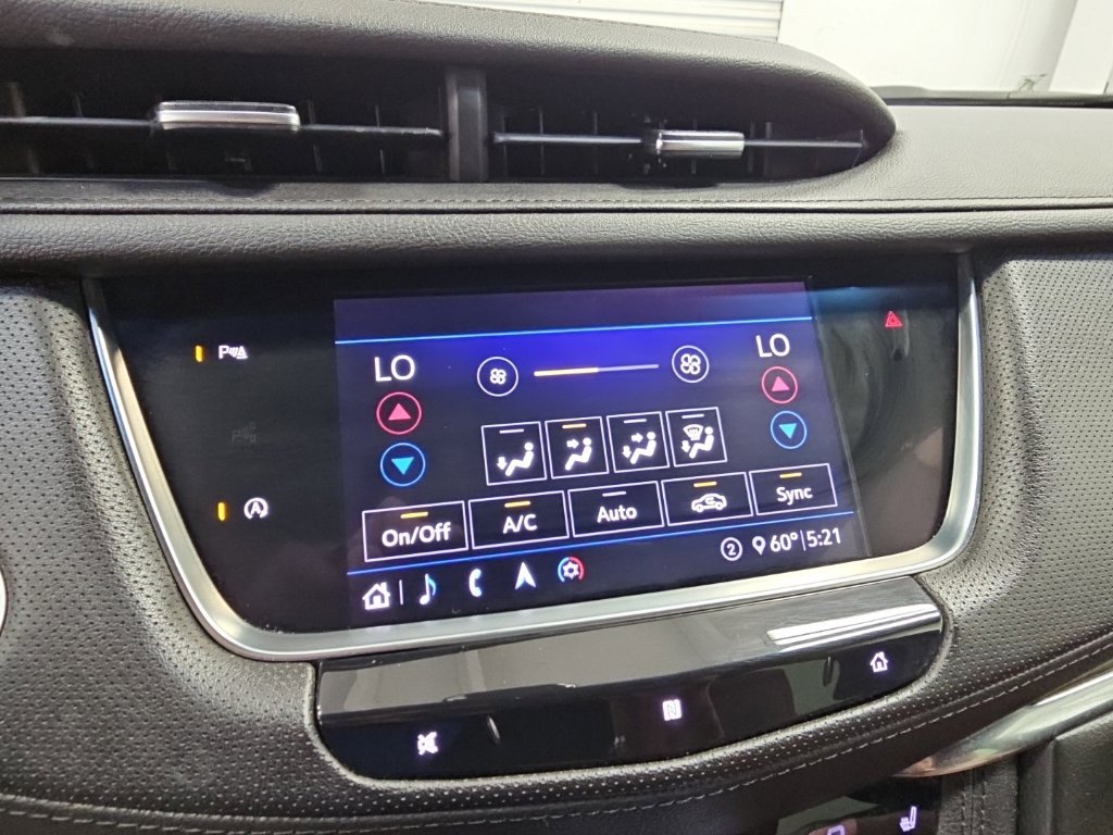 Used 2020 Cadillac XT5 Premium Luxury FWD image 19