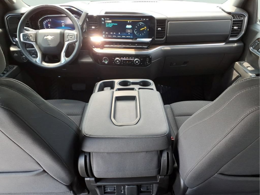 Certified 2024 Chevrolet Silverado 1500 LT AWD/4WD image 7